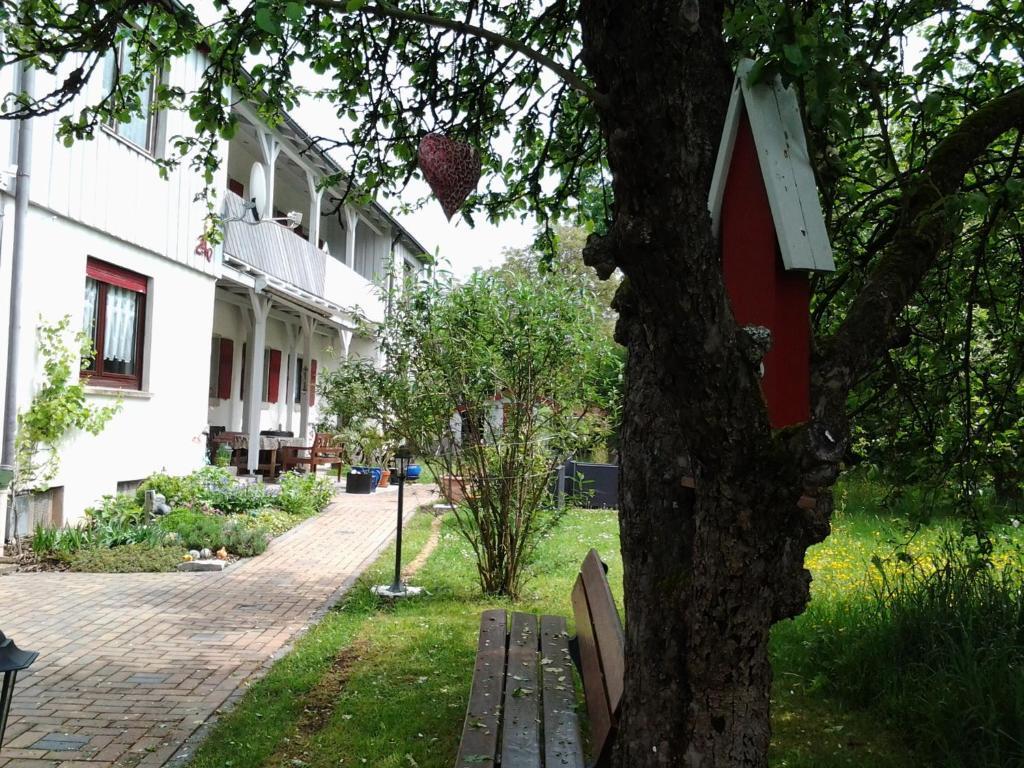 Lug Ins Land Wachsenberg Hotel Neusitz  Bagian luar foto